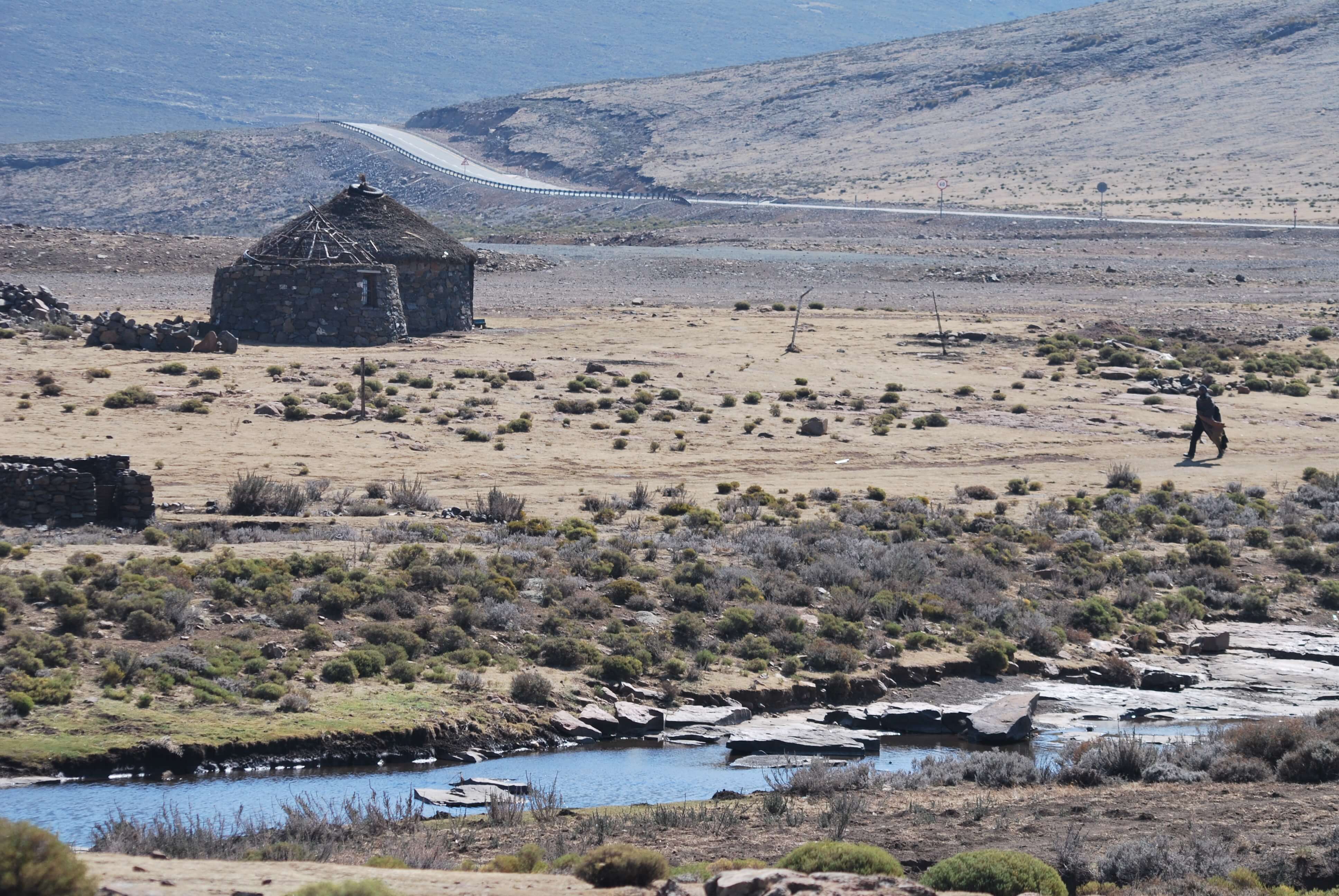 Lesotho - rondavels