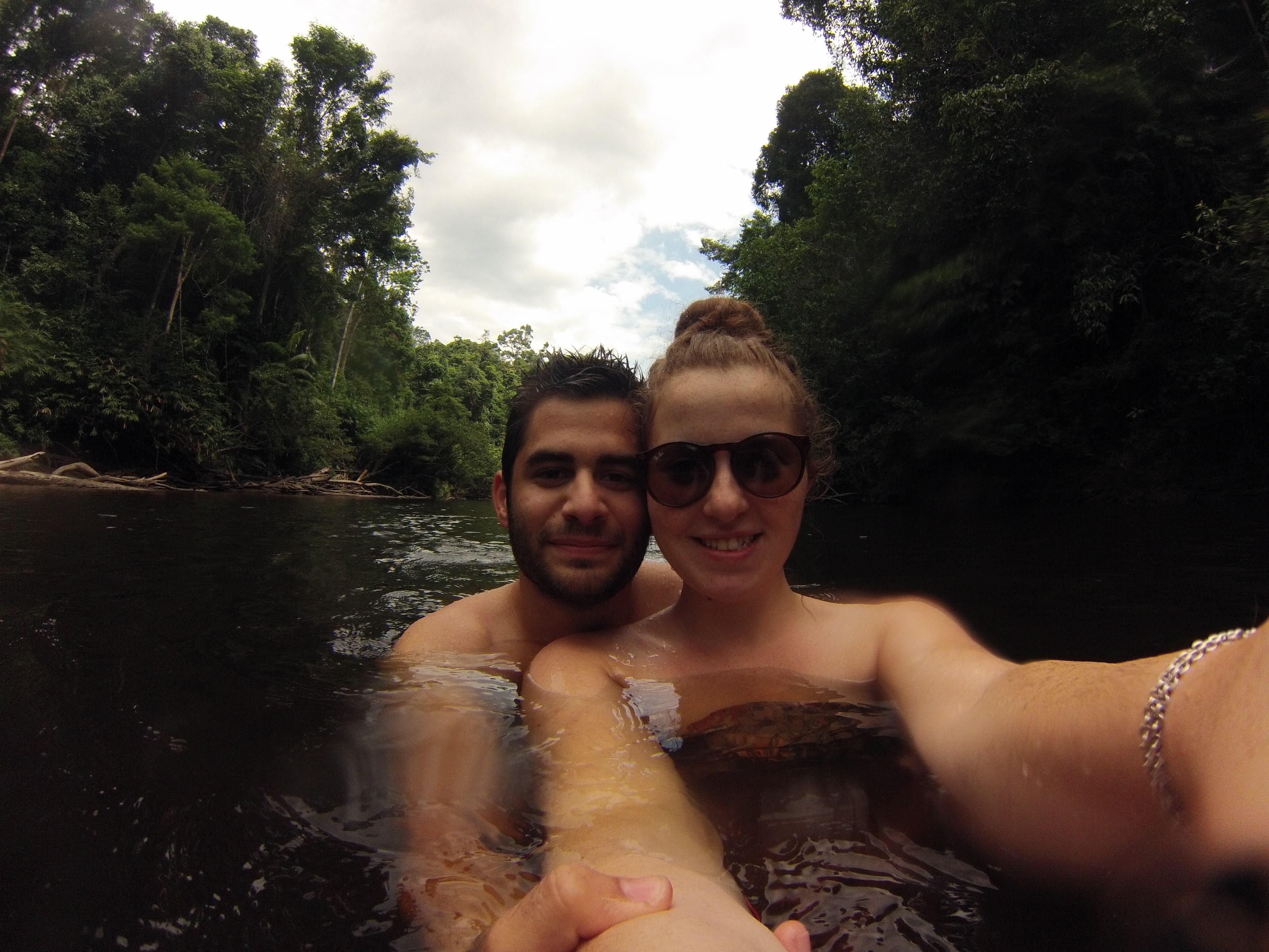 Baignade à Taman Negara, Malaisie