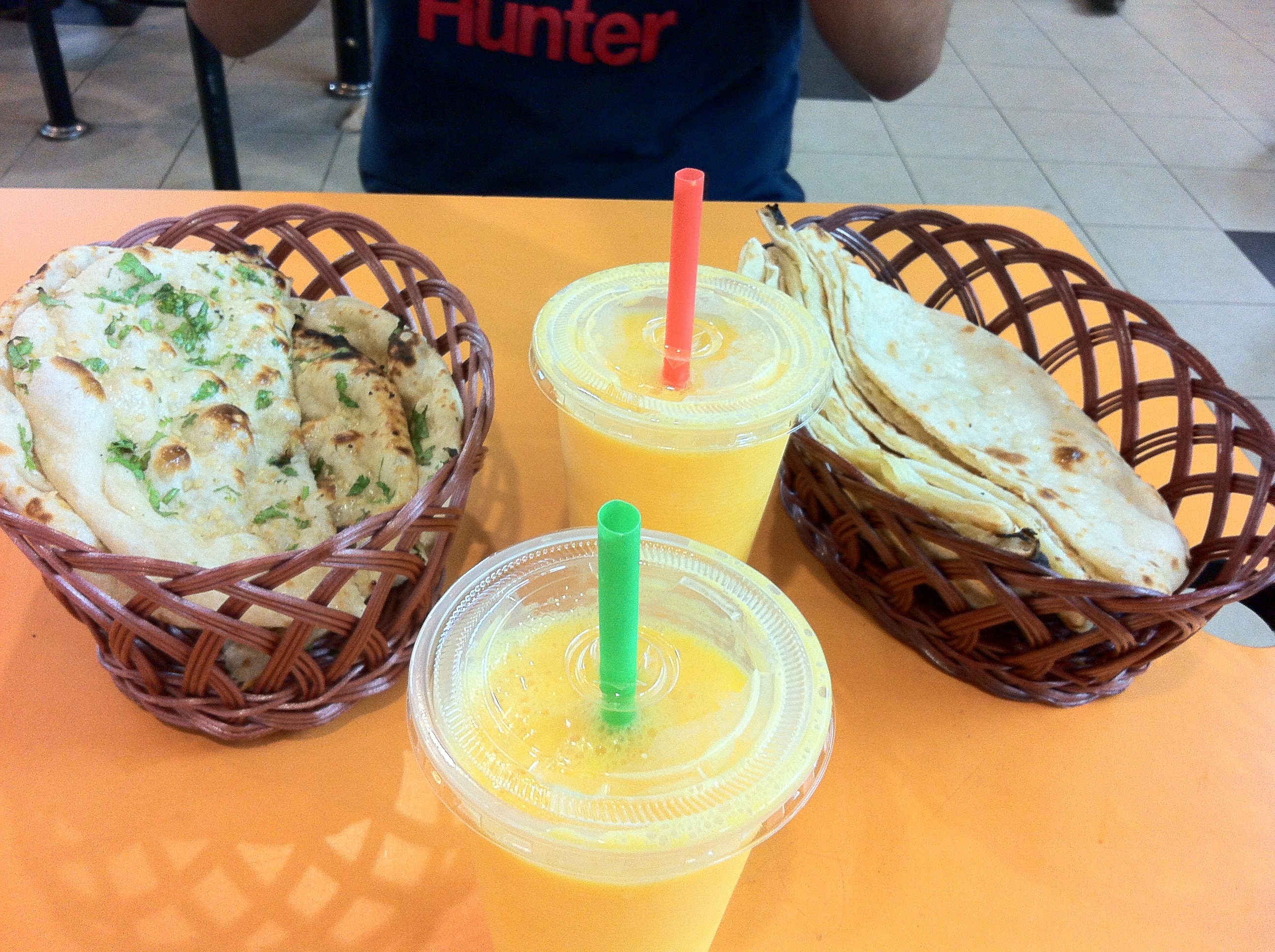 Cheese Naans, Little India, Singapour