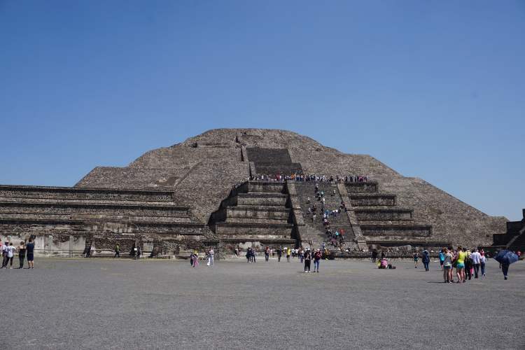Pyramide de la lune, Teotihuacan, Mexique