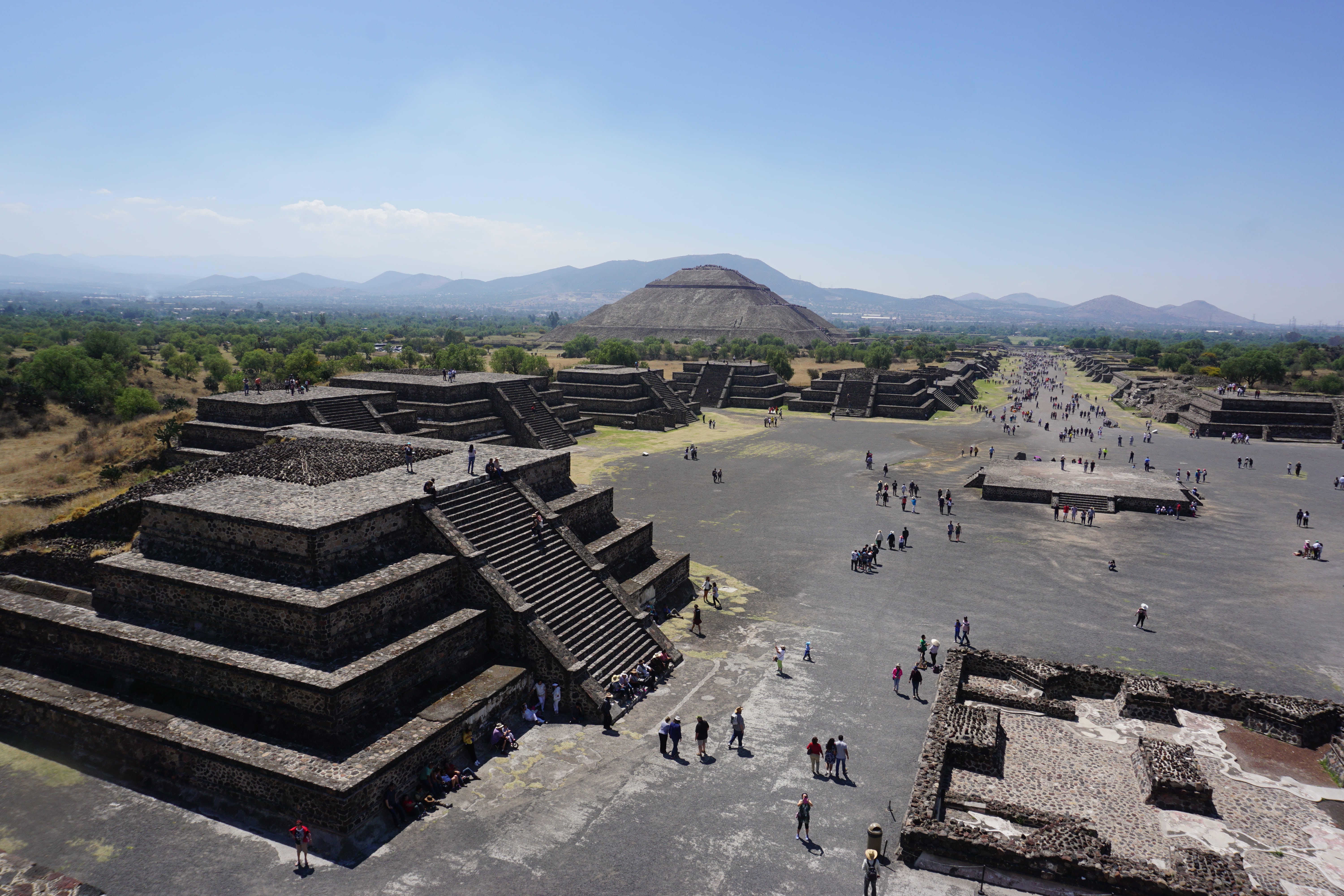 Au sommet de la pyramide de la lune, Teotihuacan, Mexique
