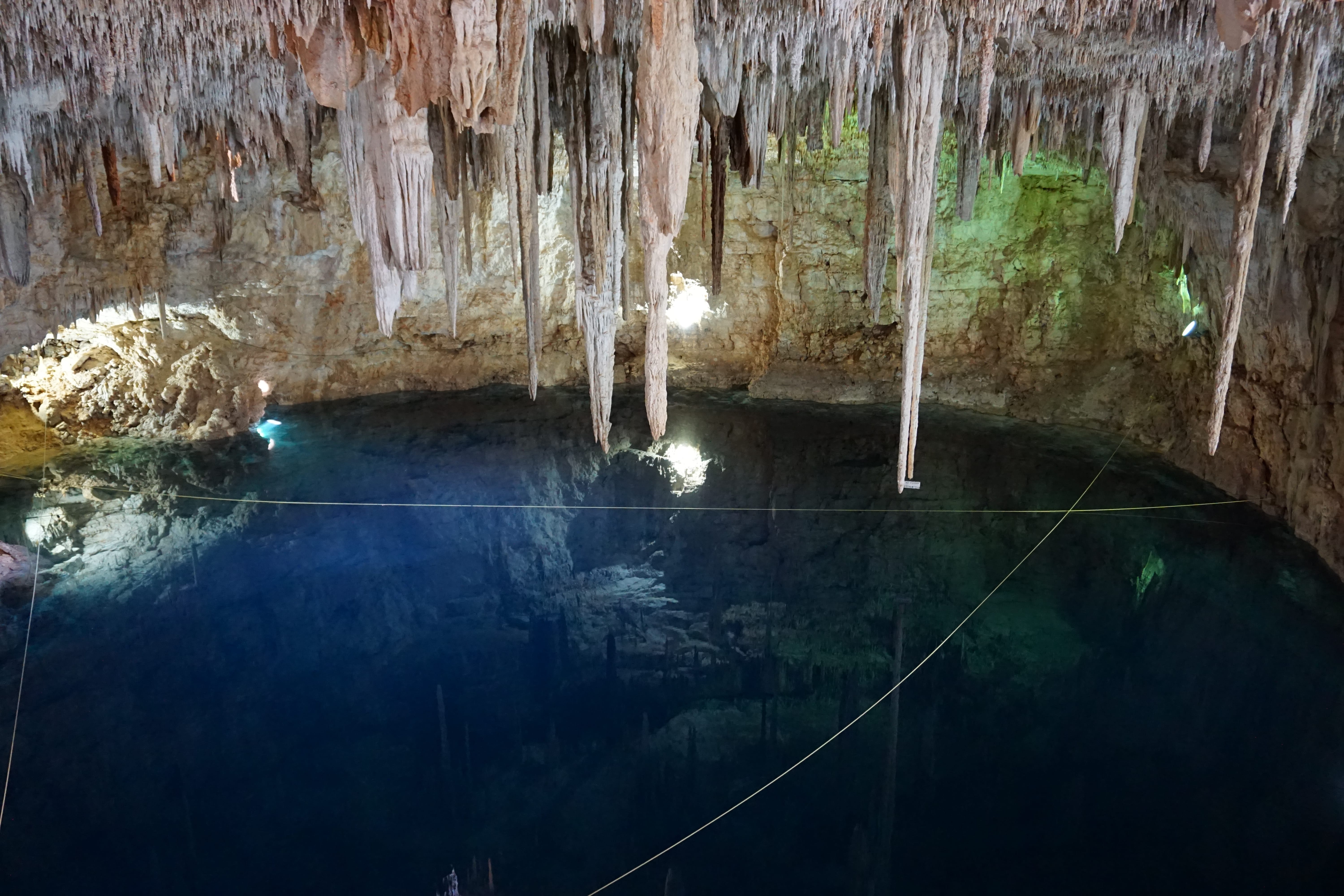 Cenote secret, Valladolid, Mexique