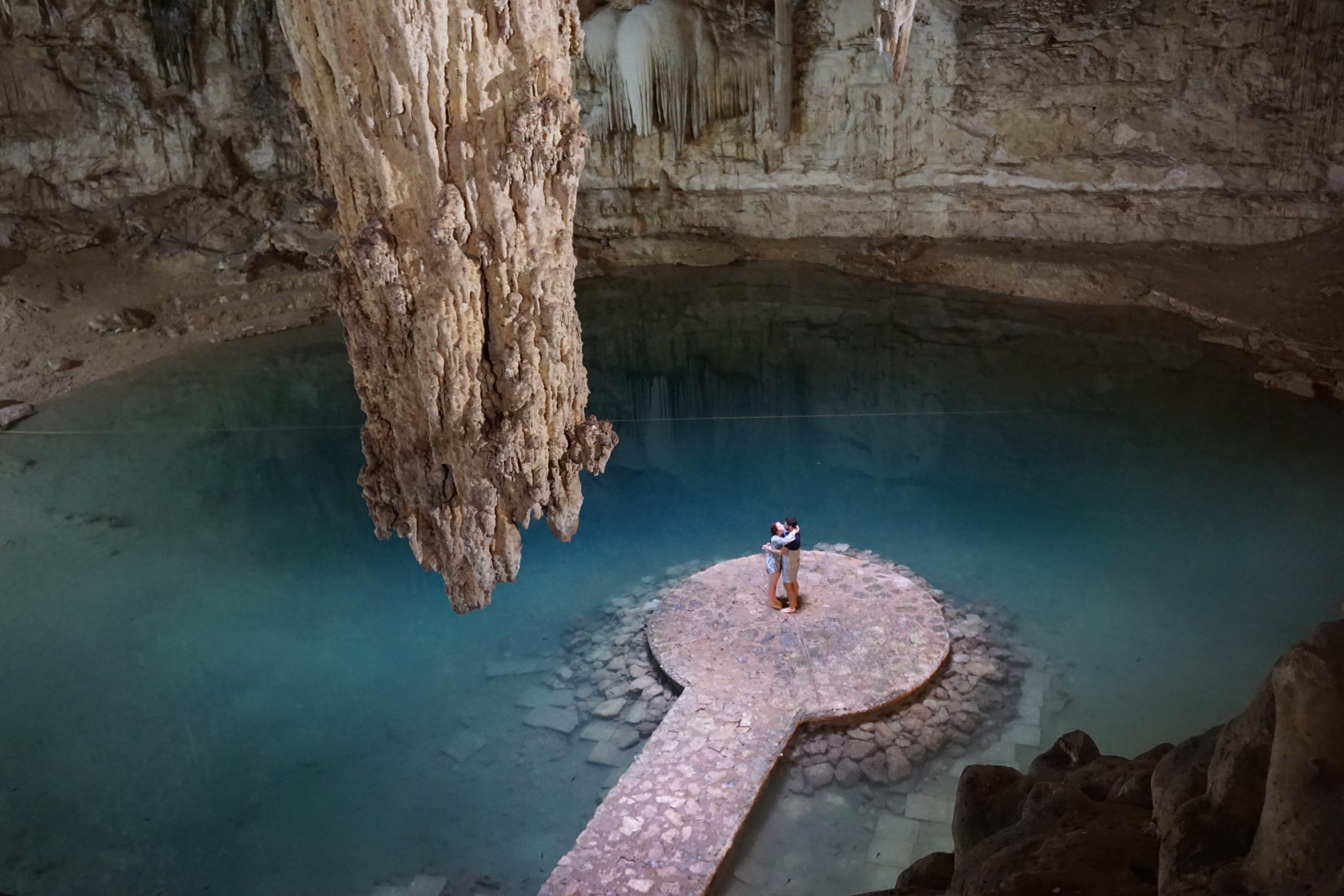 Couple, Cenote Suytun, Valladolid, Mexique