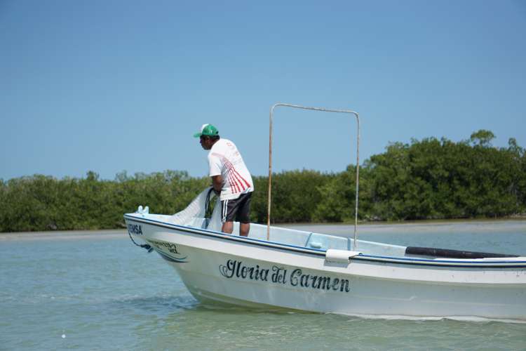 Pêcheur, Rio Lagartos, Mexique