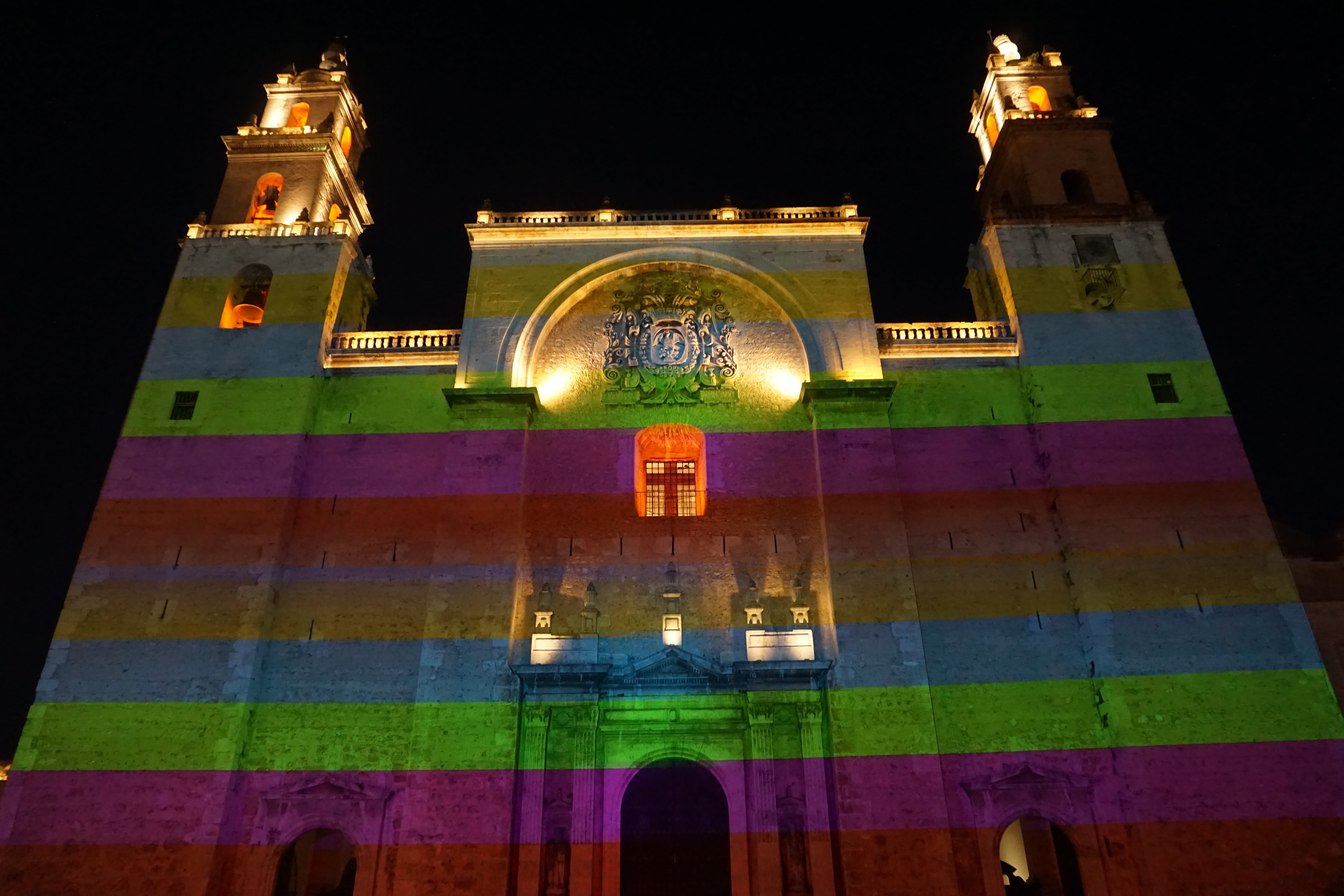 Eglise illuminée, Mérida, Mexique