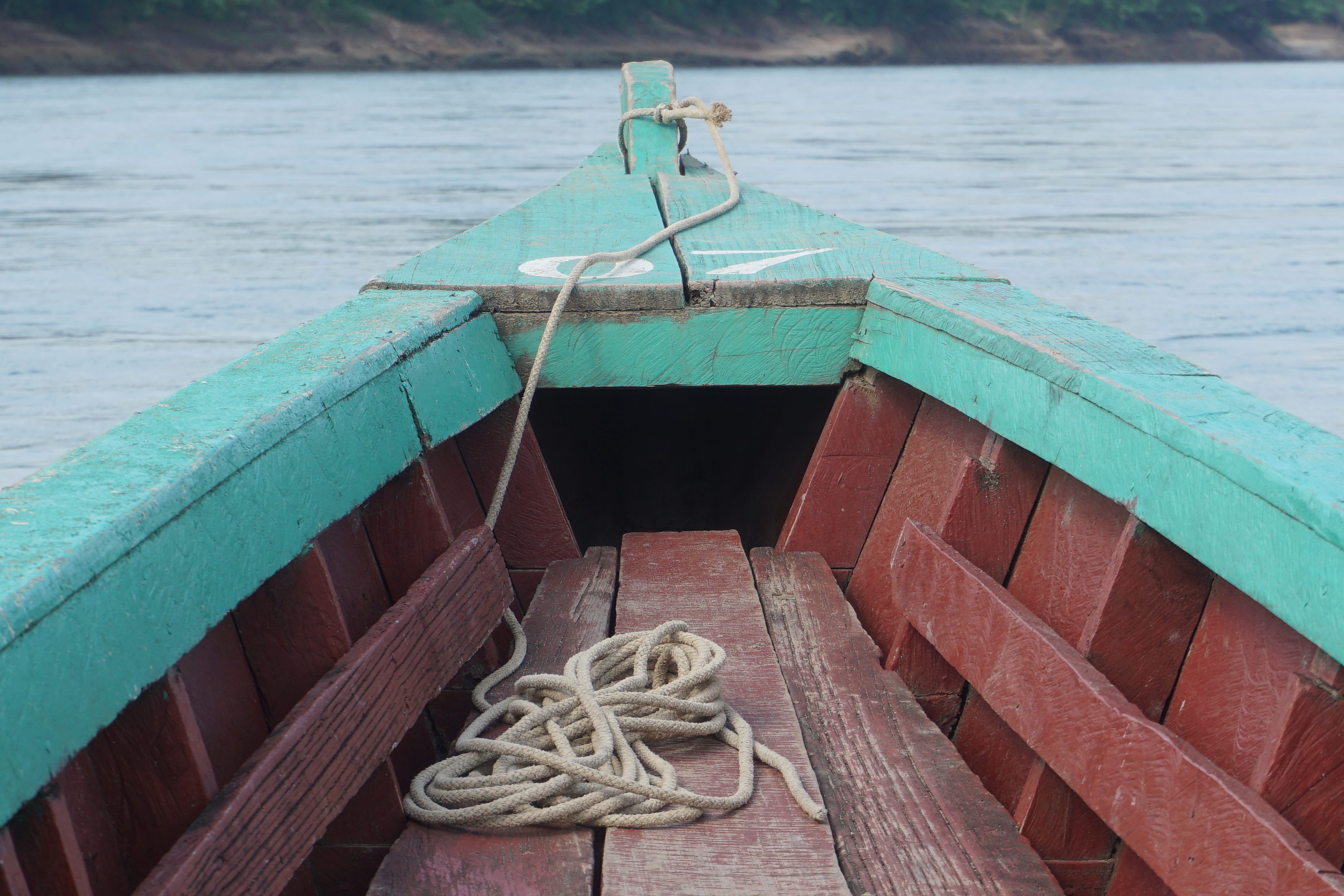 Bateau sur la rivière, Yaxchilan, Mexique