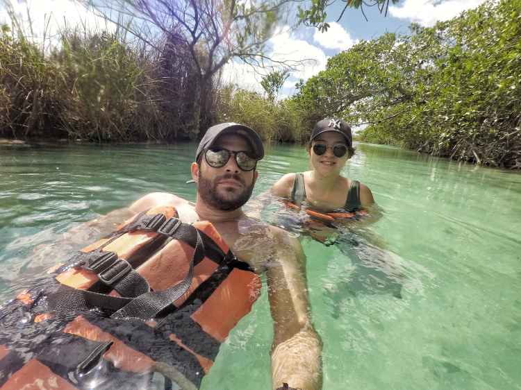 Baignade dans les canaux, Sian Ka'an, Mexique