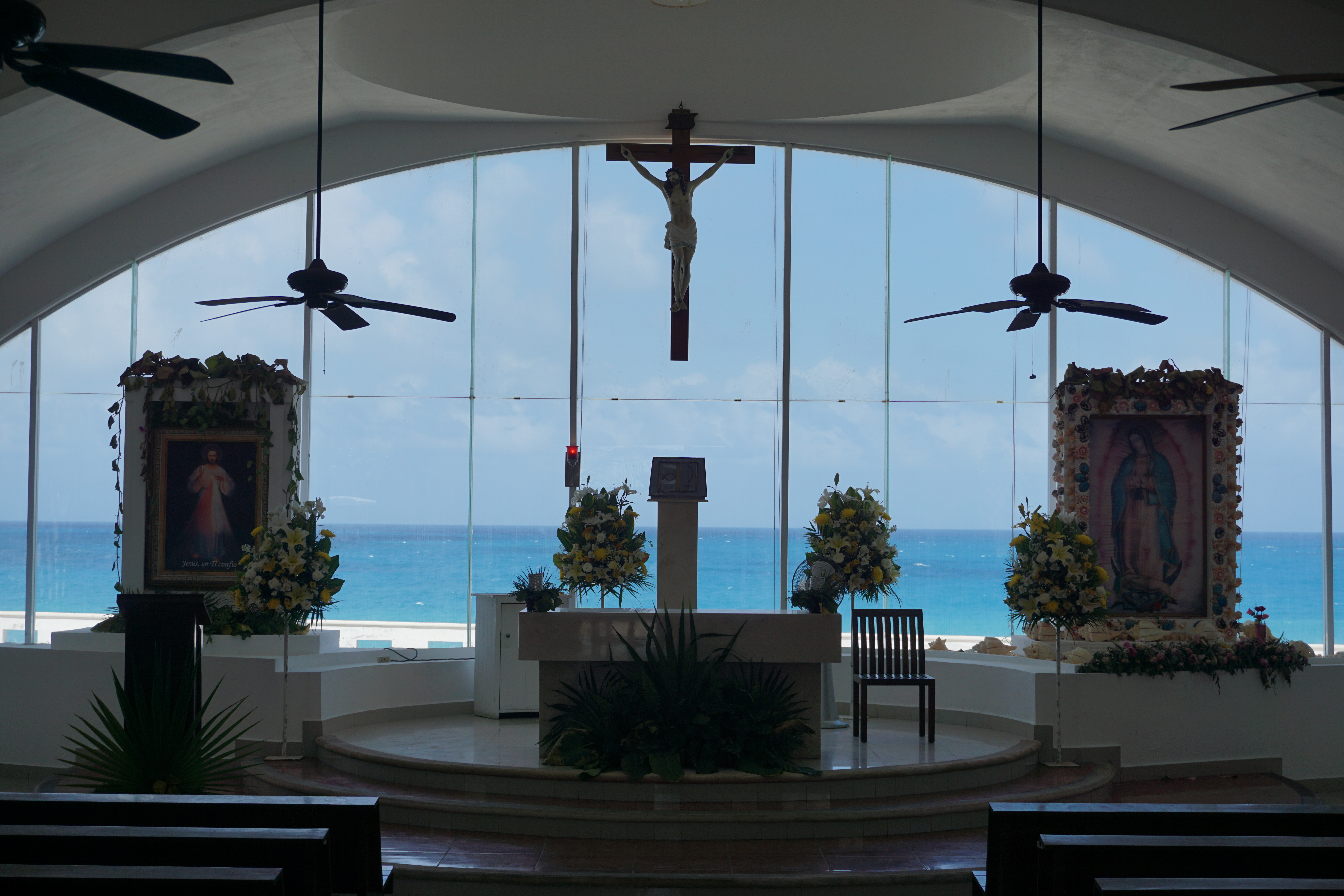 Eglise intérieur, Isla mujeres, Mexique